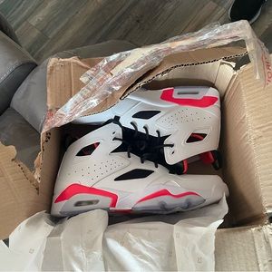 Jordan’s brand new, no box!!!